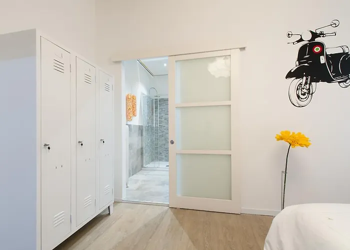 Grande Appartamento In Centro 4 Camere 4 Bagni Διαμέρισμα *
